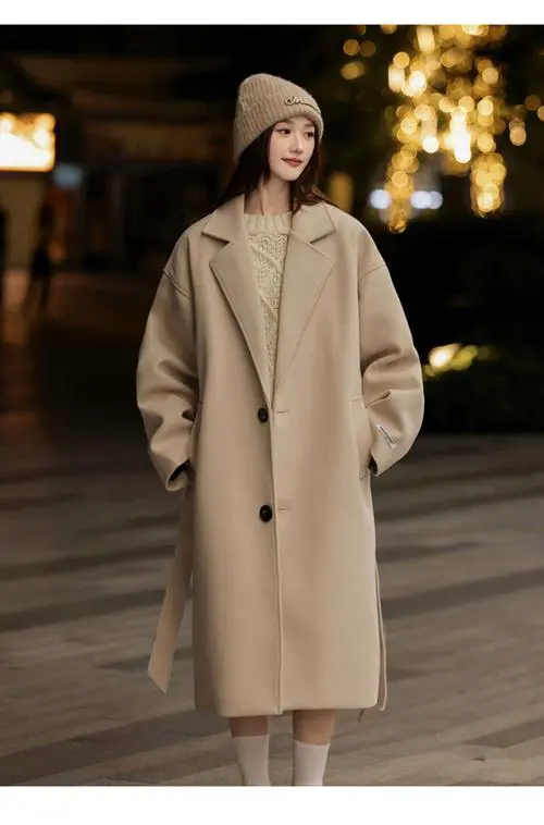 中长款毛呢风衣怎么搭配什么裤子好看吗