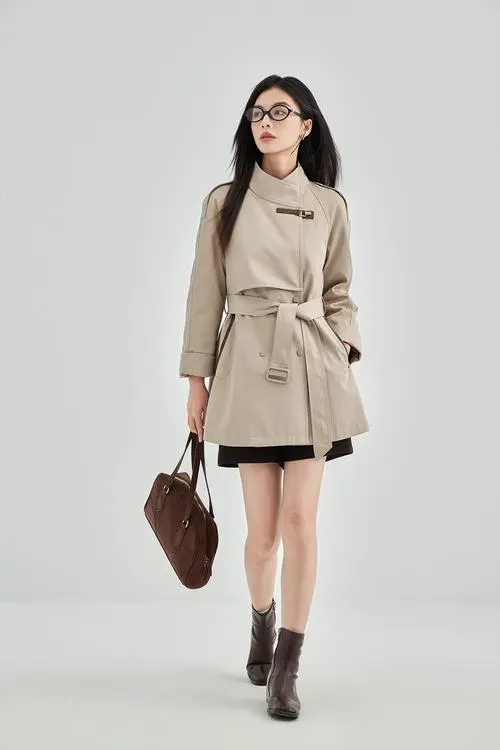 带腰带的风衣怎么搭配图片