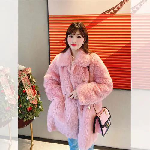 粉色中长款皮草怎么搭配好看图片
