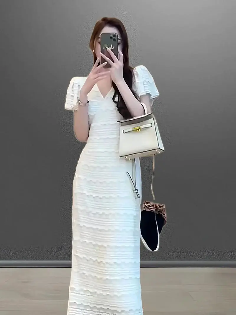 裙子秋冬蕾丝连衣裙怎么搭配