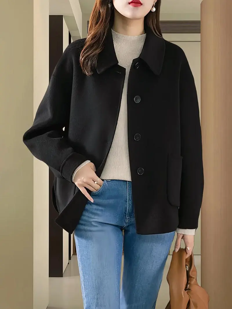 羊剪绒短大衣怎么搭配好看