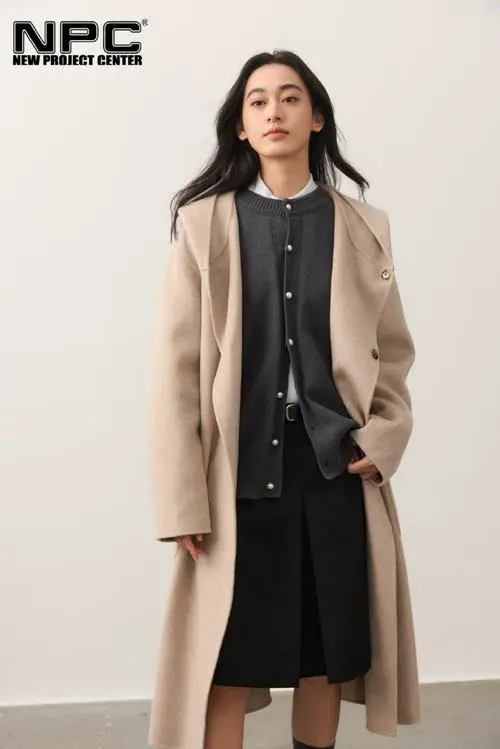 羊毛大衣配什么帽子