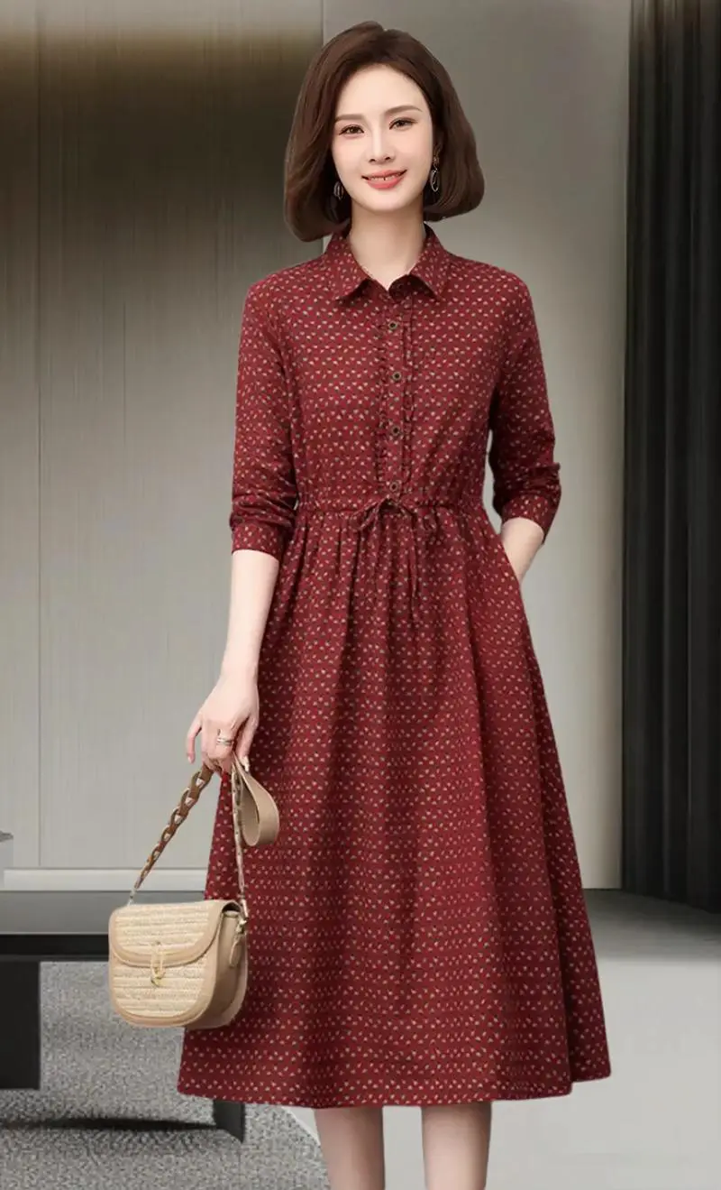 碎花秋冬打底长袖连衣裙怎么搭配