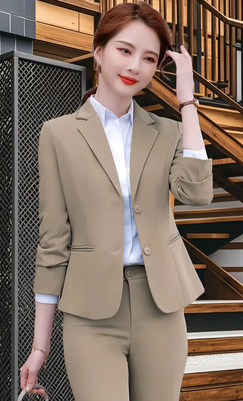 大西服怎么搭配图片女