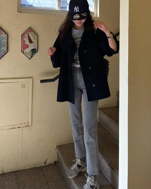 韩a版呢子大衣怎么搭配