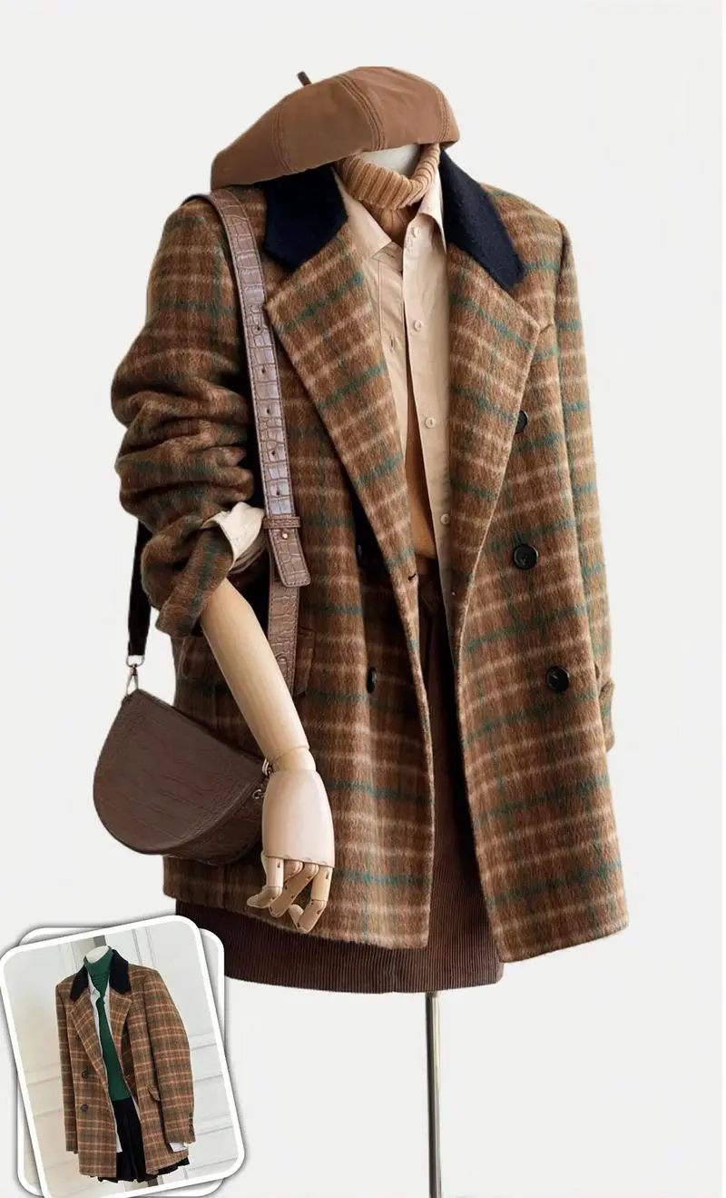 女式格子呢短大衣怎么搭配图片