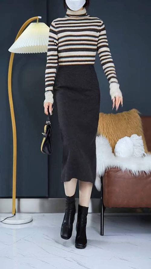 秋冬包臀裙怎么搭配上衣