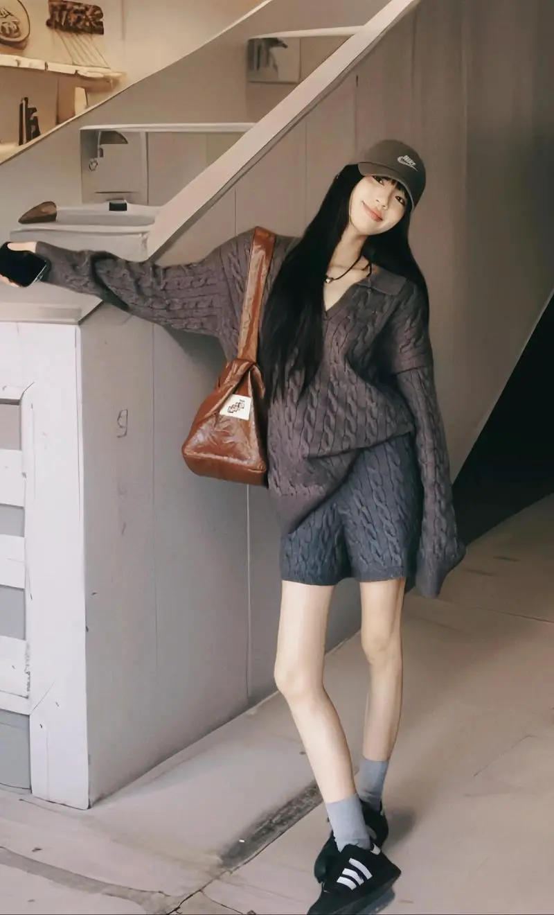 针织毛毛衣怎么搭配