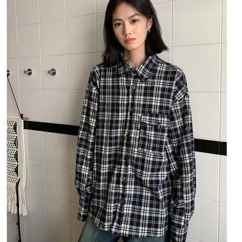 格子衬衫女怎么搭配