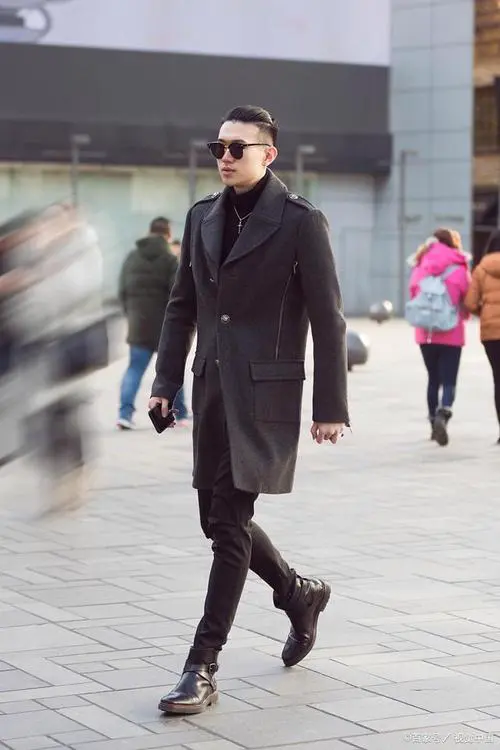 男毛大衣怎么搭配好看吗