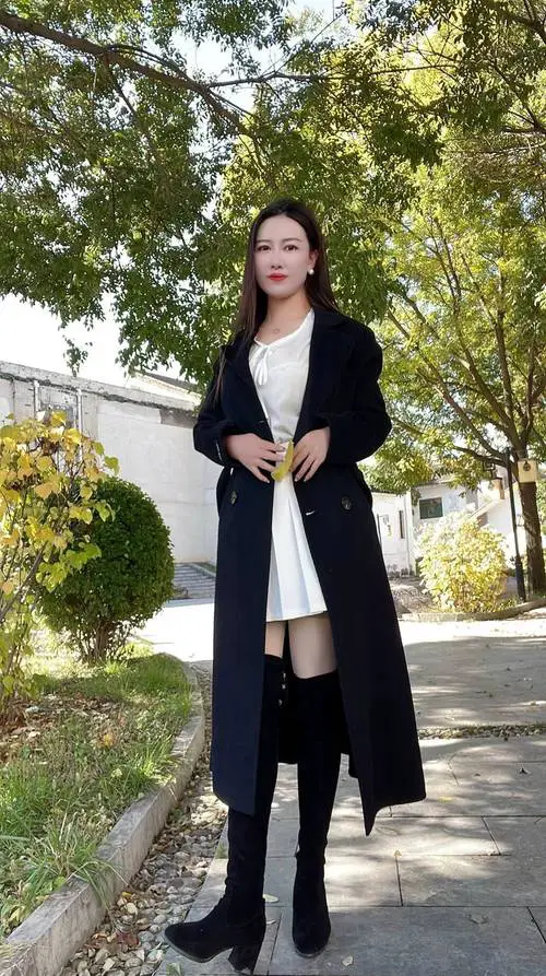 过膝长靴怎么搭配显瘦