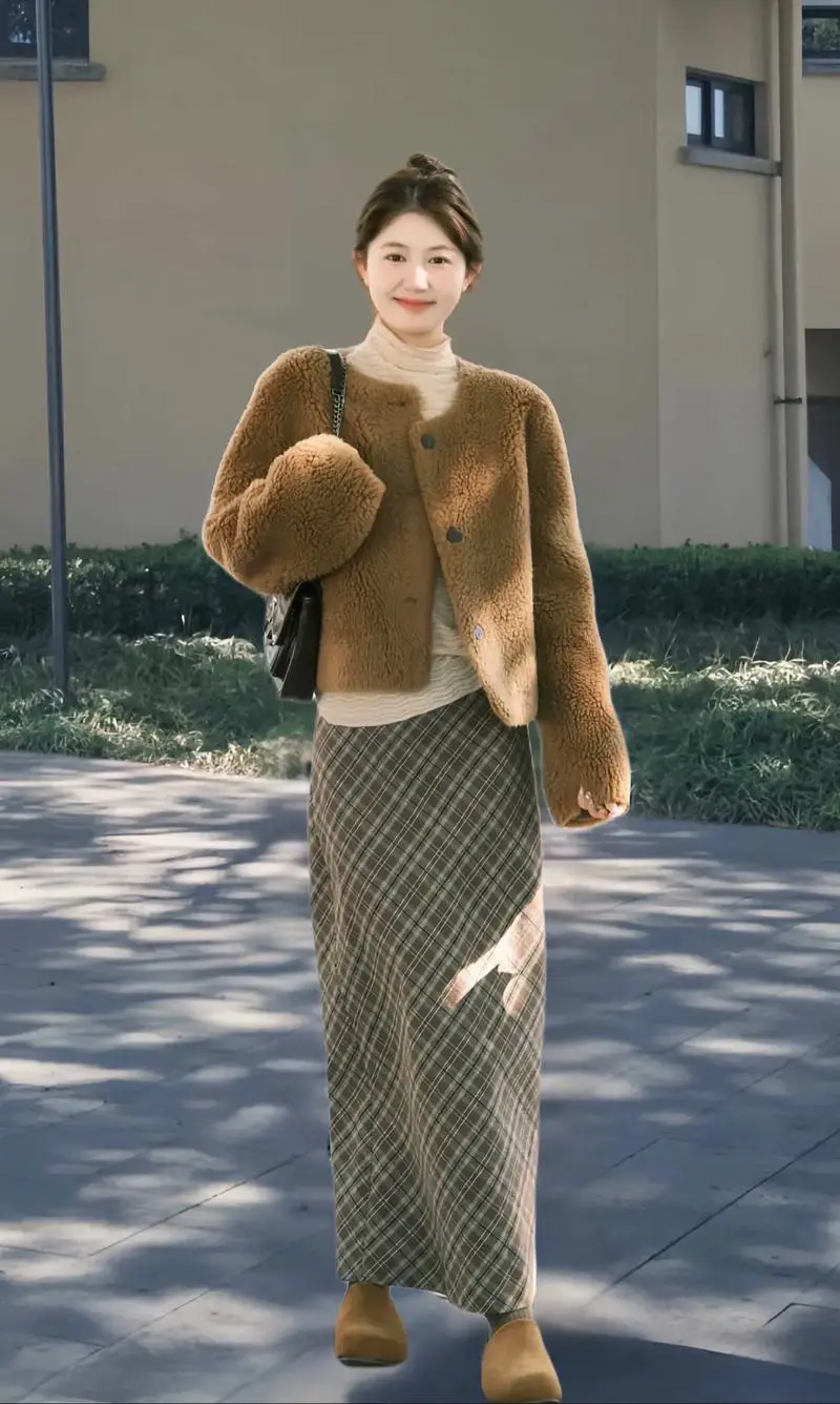 毛短款衣服怎么搭配