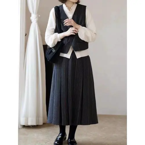 西装毛昵马甲怎么搭配