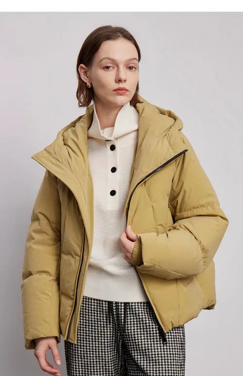 黄绿色 鲜亮 短款羽绒服怎么搭配毛衣裤子鞋子