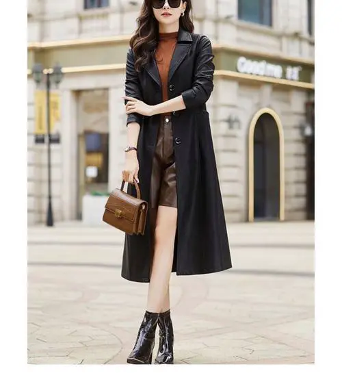 冬季中款皮衣怎么搭配好看