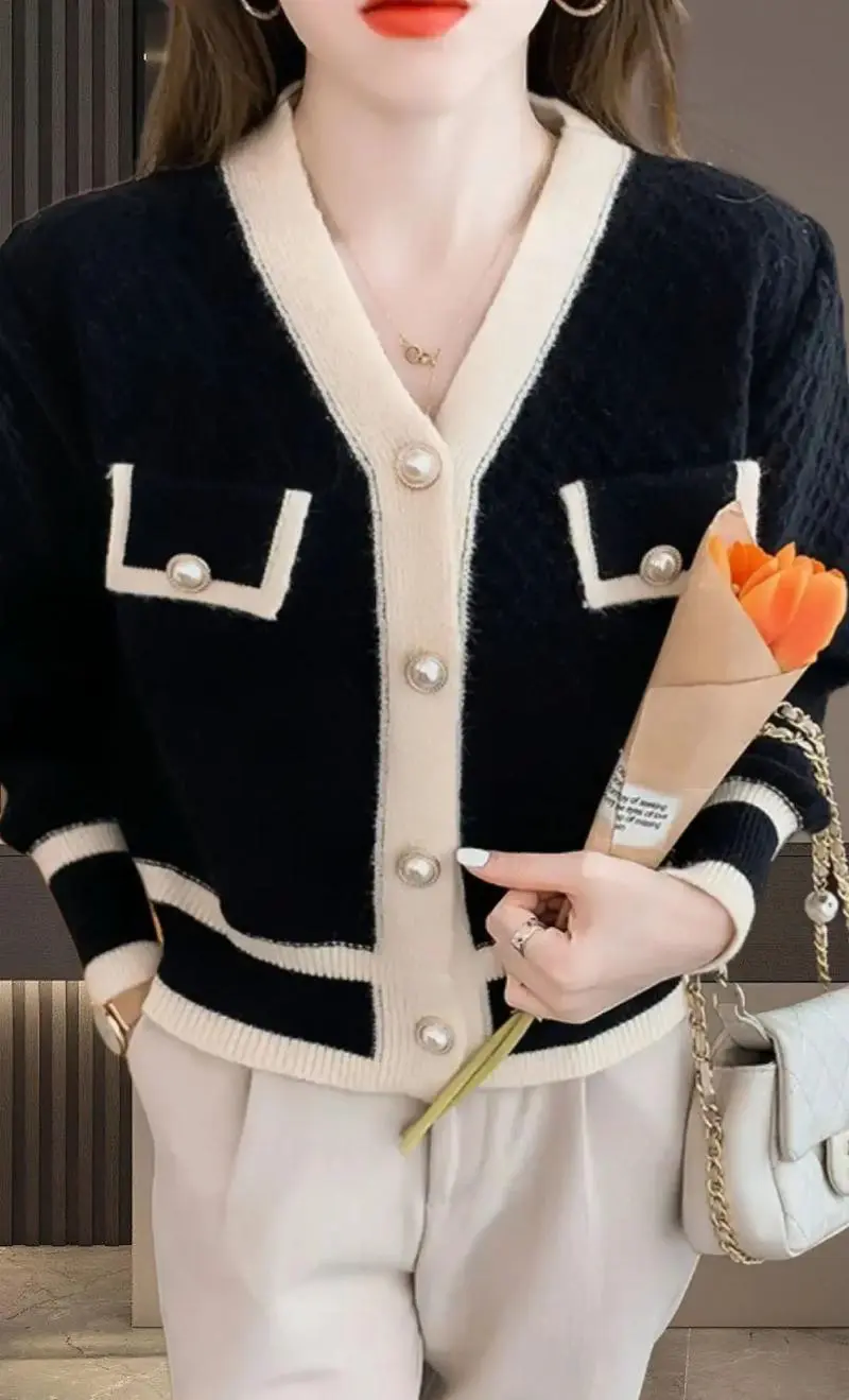 黑白针织开衫怎么搭配图片