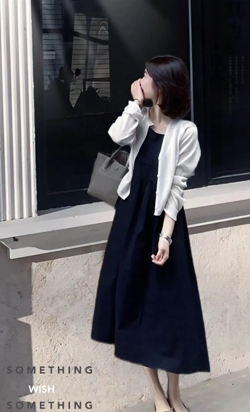 深色裙子怎么搭配外套