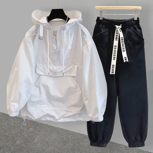 鱼白色外套怎么搭配