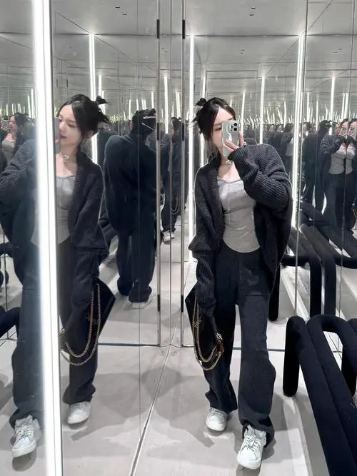 羊绒套装怎么搭配什么裤子