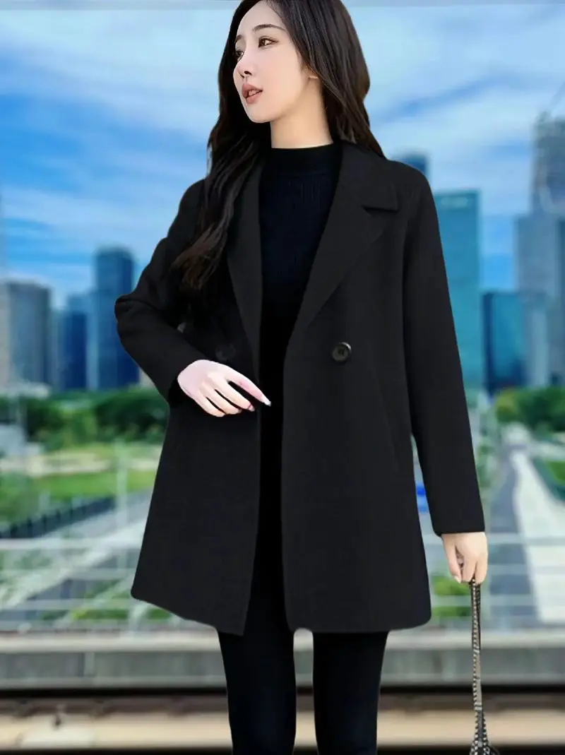 2015黑色风衣怎么搭配图片