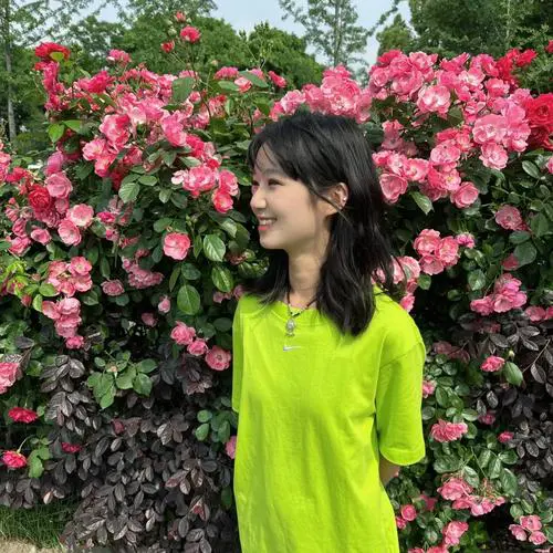 荧光绿配什么颜色好看