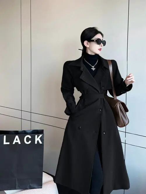 2015黑色风衣怎么搭配图片