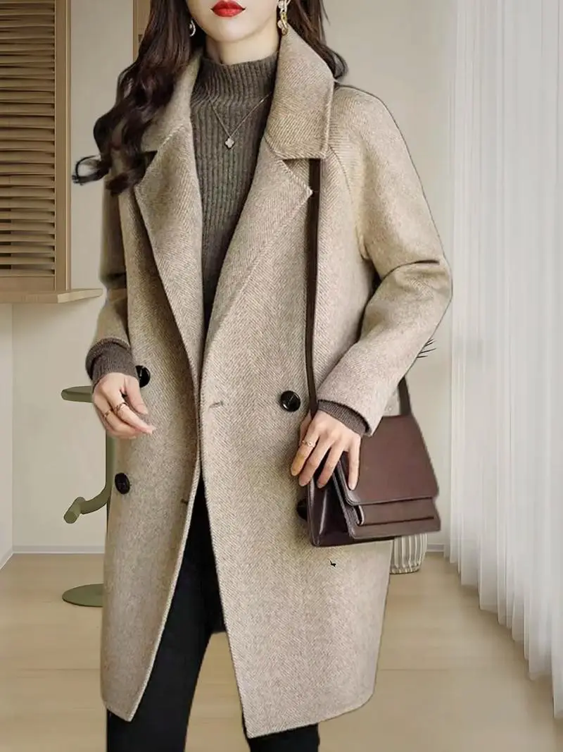 中长款毛呢风衣怎么搭配什么裤子好看吗