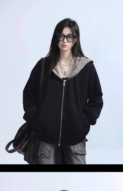 黑色连帽卫衣搭配什么外套