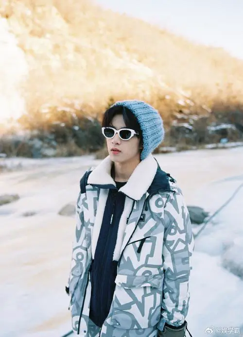 针织帽怎么搭配衣服男