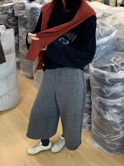 羊毛裤子怎么搭配图片