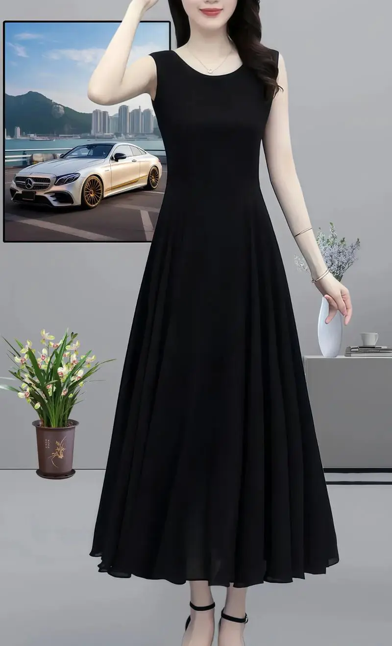 黑无袖连衣裙怎么搭配图片