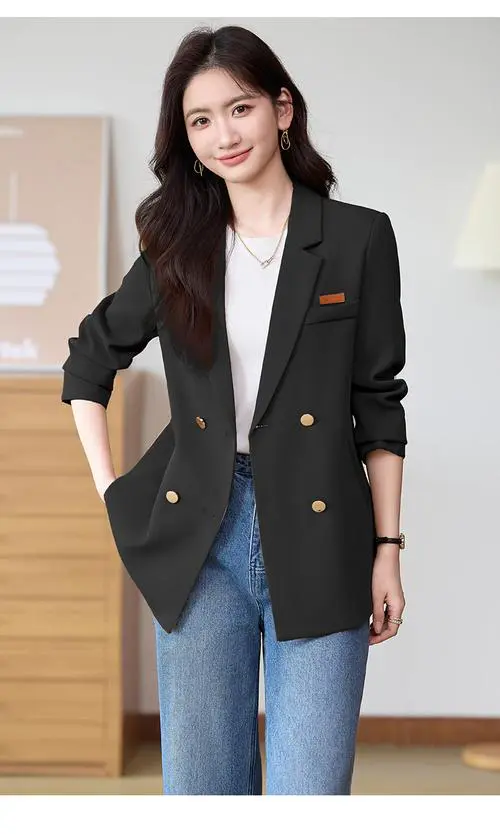 厚小西装女外套怎么搭配