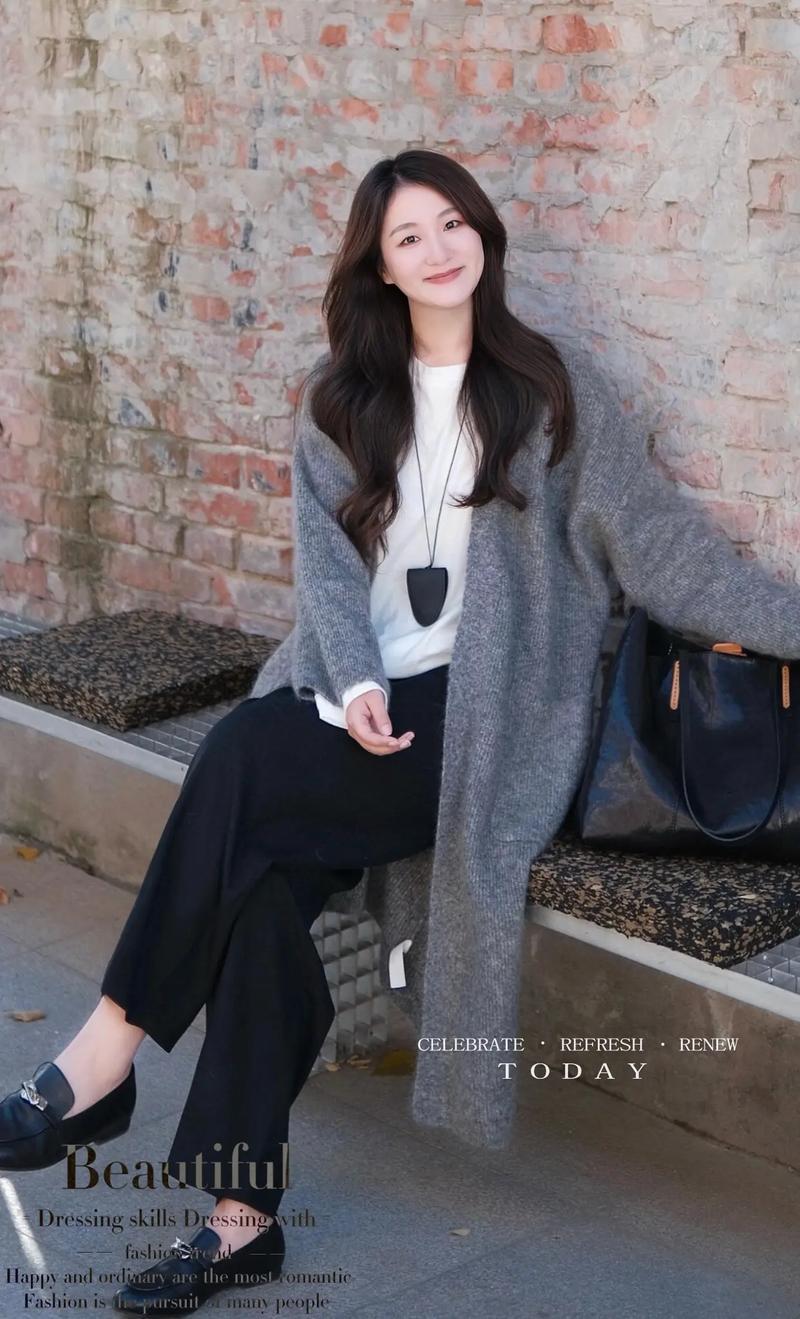 长的针织外套怎么搭配什么裤子好看吗