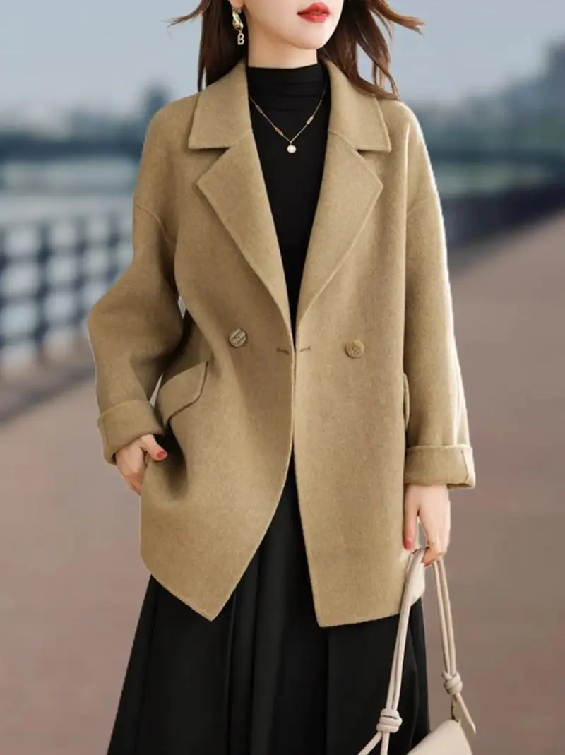 中长款毛呢风衣怎么搭配衣服好看吗