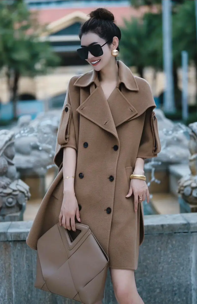 斗篷毛呢大衣怎么搭配