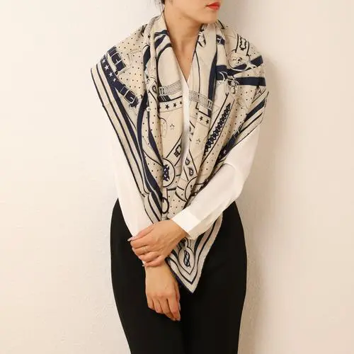 日本方巾怎么搭配