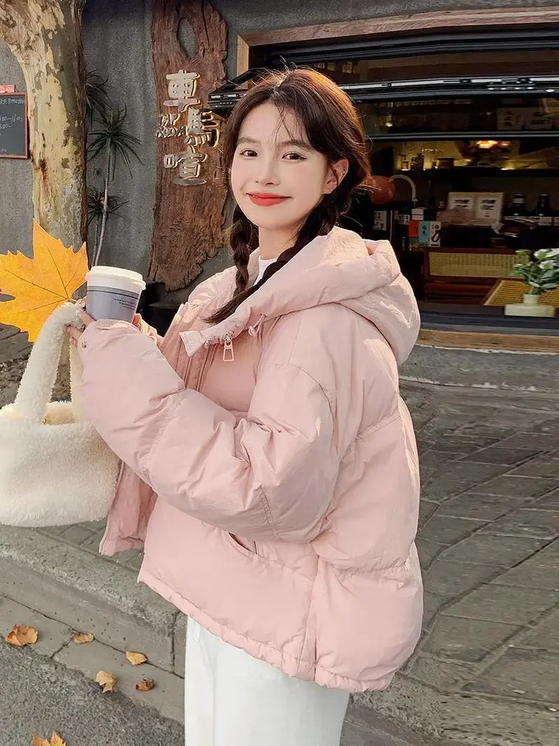 粉短羽绒服怎么搭配图片