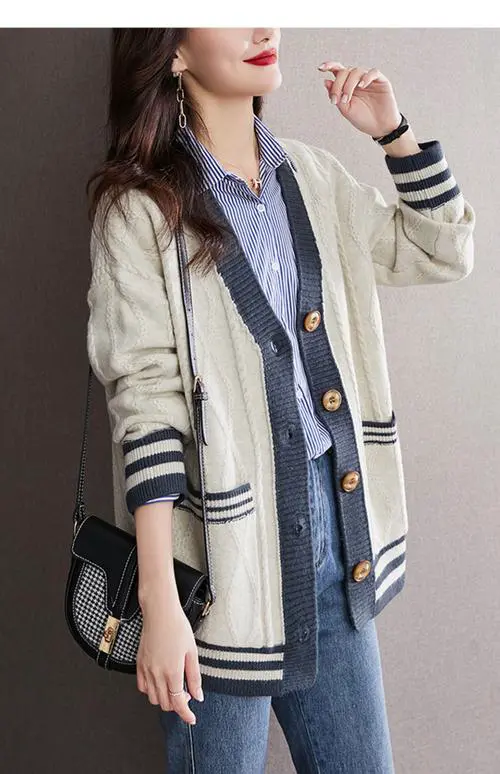 中长款修身毛衣怎么搭配什么外套