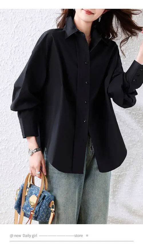 女生黑色衬衫怎么搭配外套