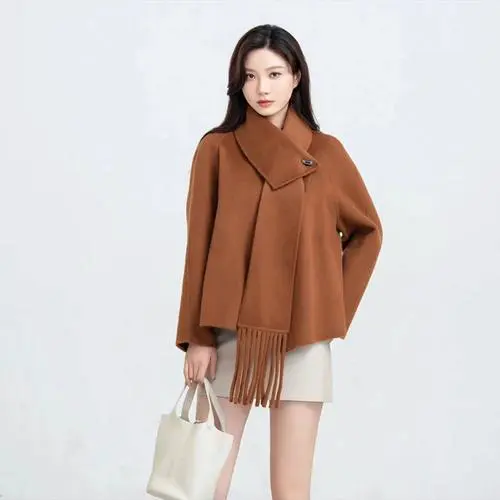 女短妮子大衣怎么搭配什么围巾好看吗