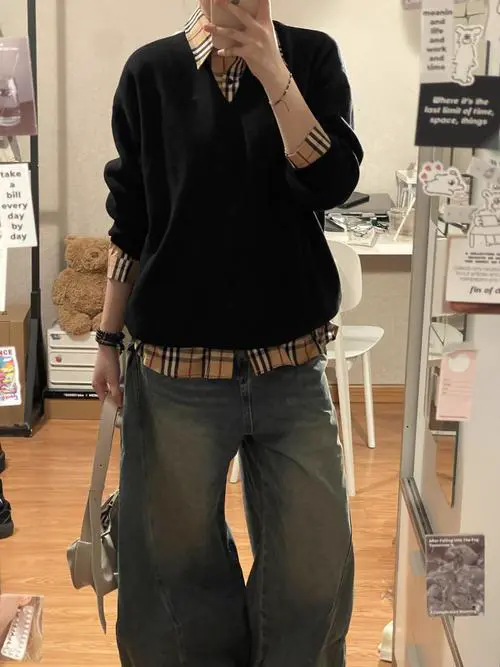 套头毛衣衬衫外套怎么搭配什么裤子好看吗