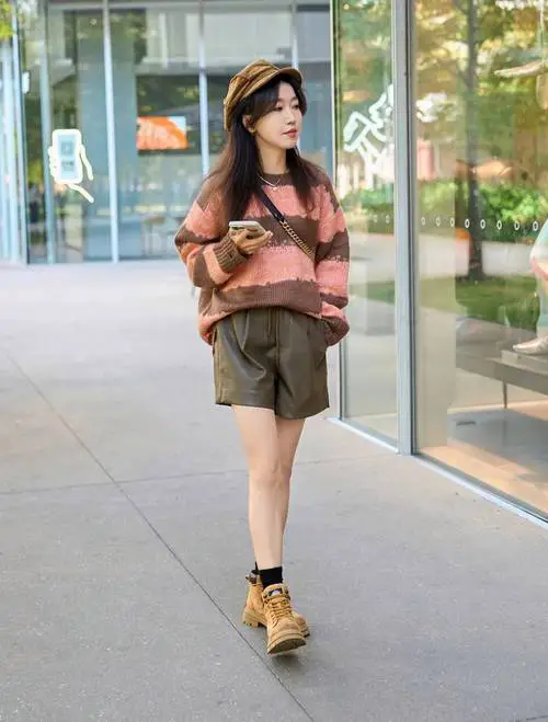 经典黄短靴怎么搭配