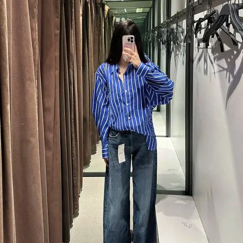 条纹蝙蝠衫怎么搭配