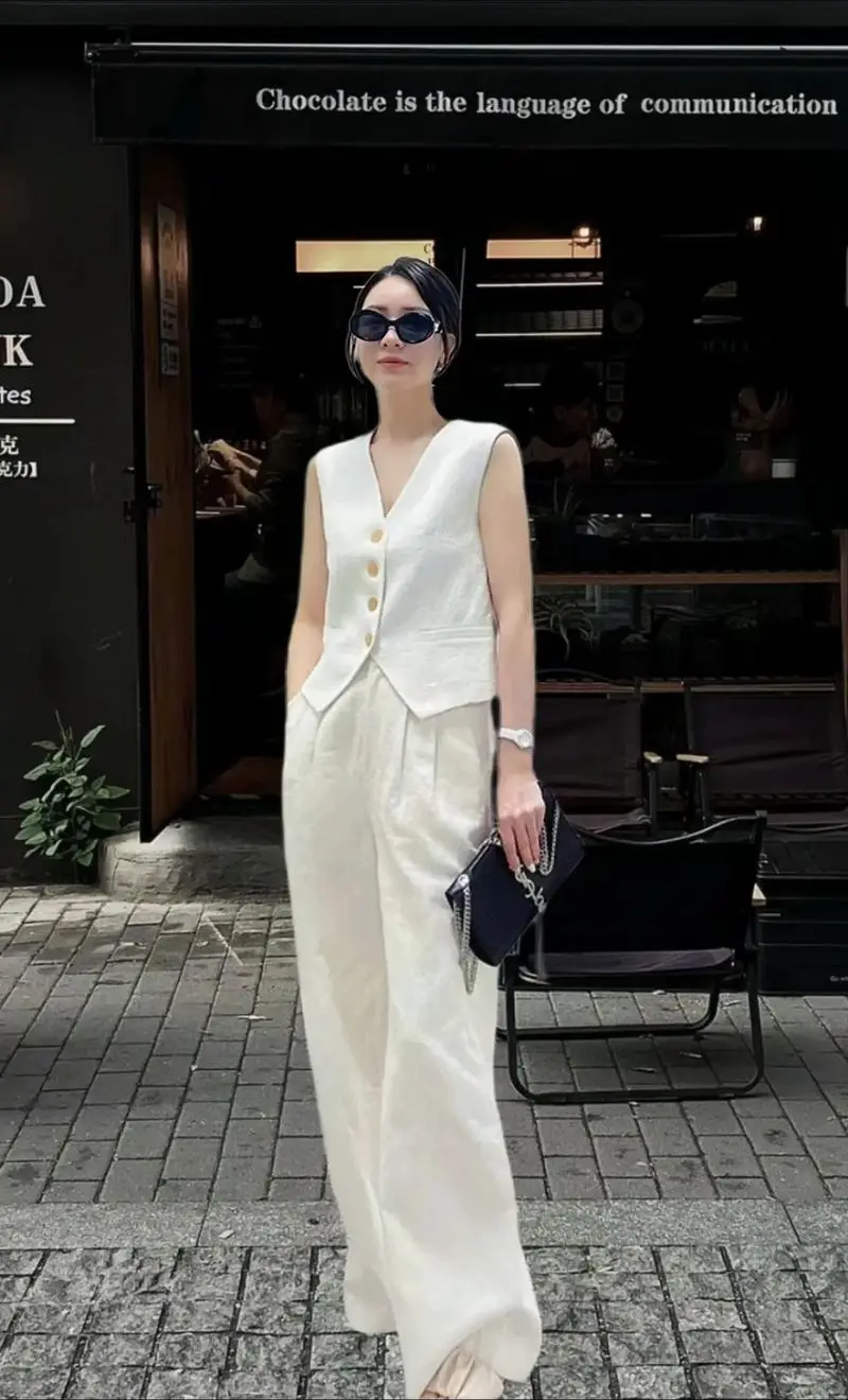 棉麻马甲怎么搭配裤子