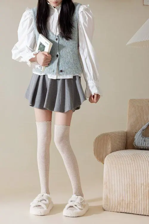 长筒过膝袜怎么搭配图片
