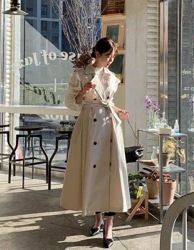 长款马甲风衣怎么搭配好看