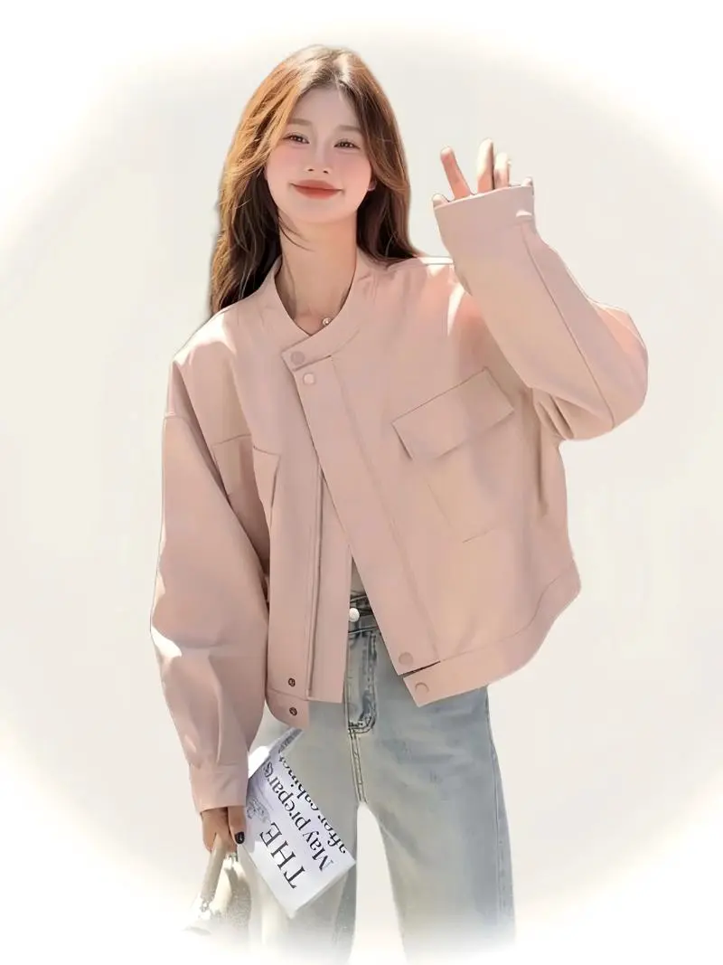 米粉色皮衣怎么搭配