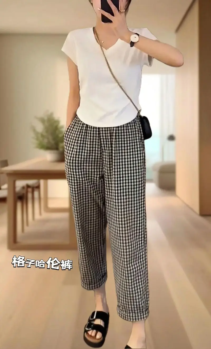 格子裤子怎么搭配上衣