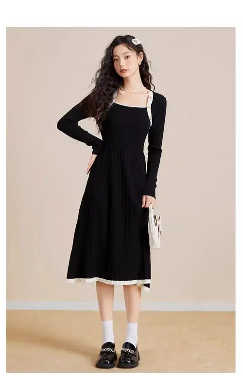 长款毛连衣裙怎么搭配