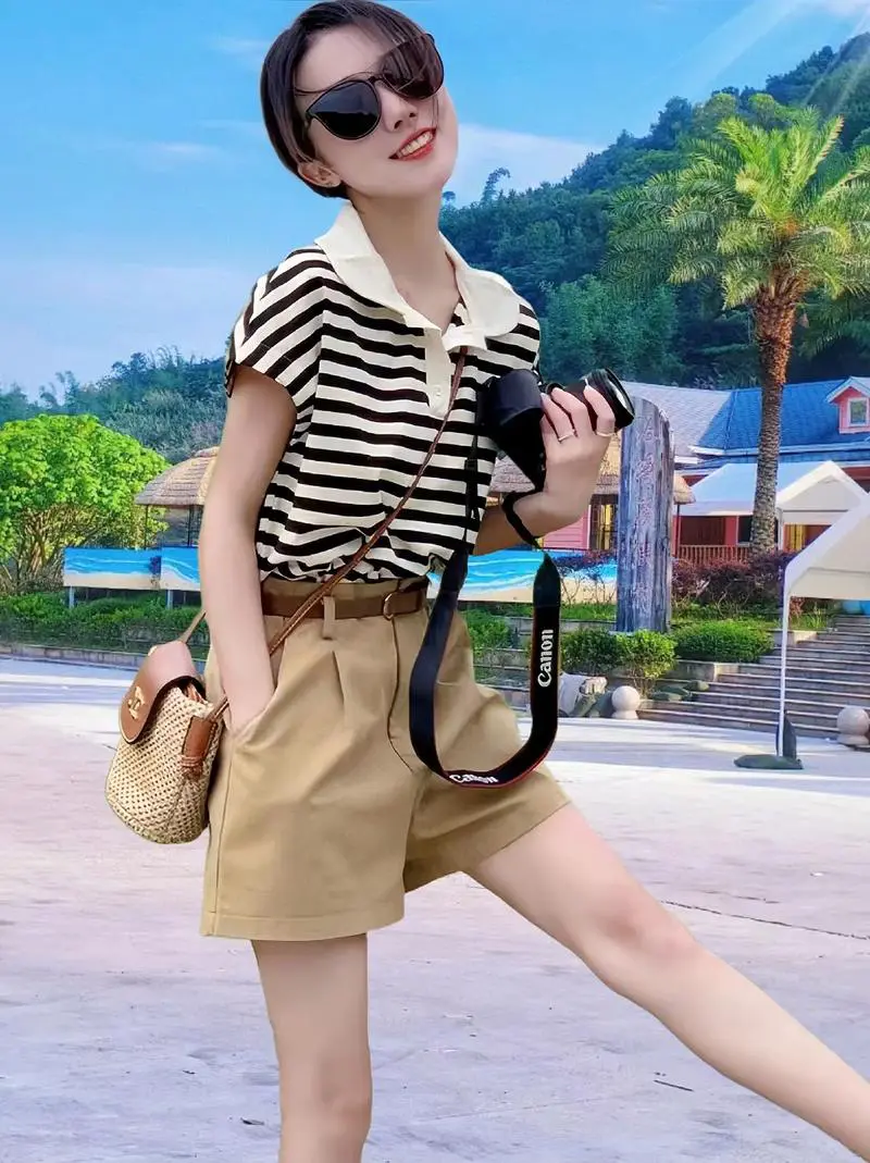 咖格短裤怎么搭配